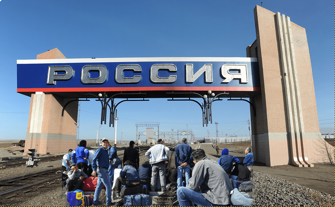 Упорядочить пребывание трудовых мигрантов в России